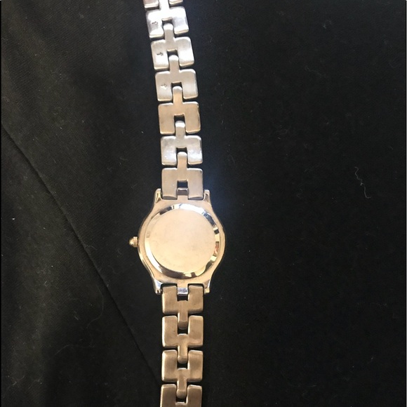 Ladies fossil watch. Two tone gold and silver. - Picture 2 of 2